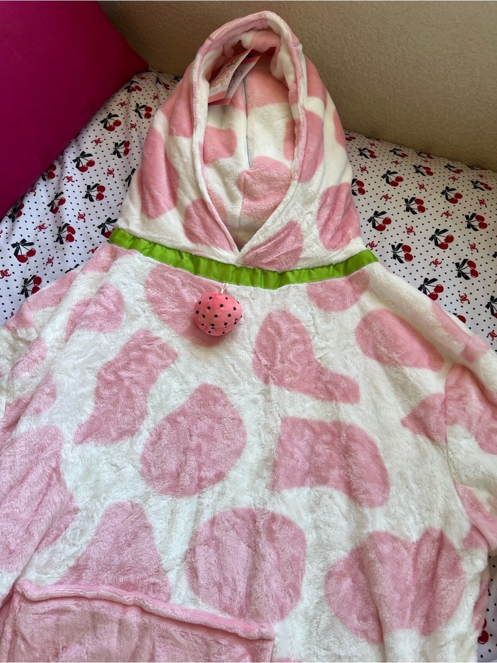 Plushible Rosie the Strawberry Cow Snugible - Picture 6 of 6